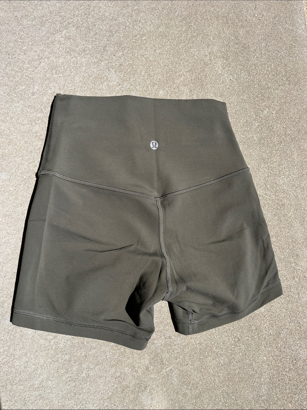 Lululemon High-Rise Align Shorts in Army Green